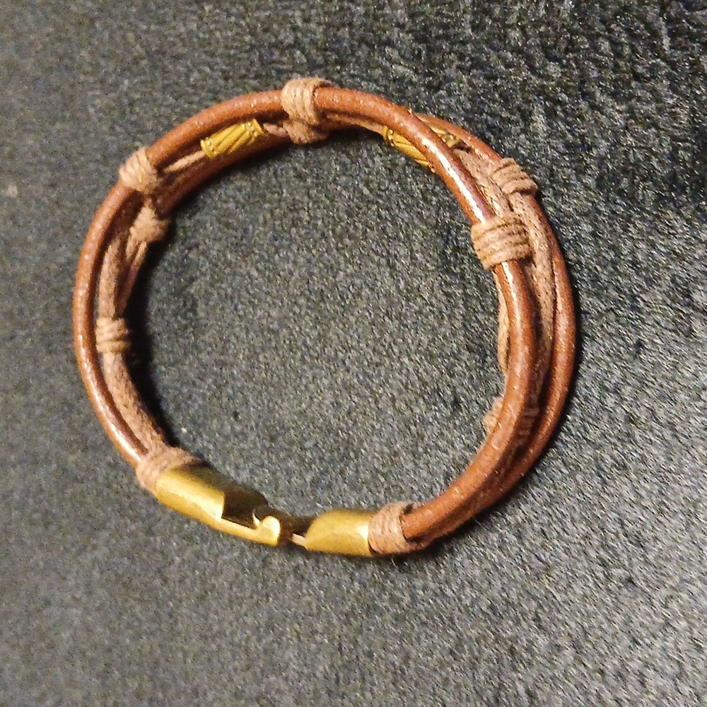 Style Men's Vintage Leather Bracelet - Picture 2 of 9